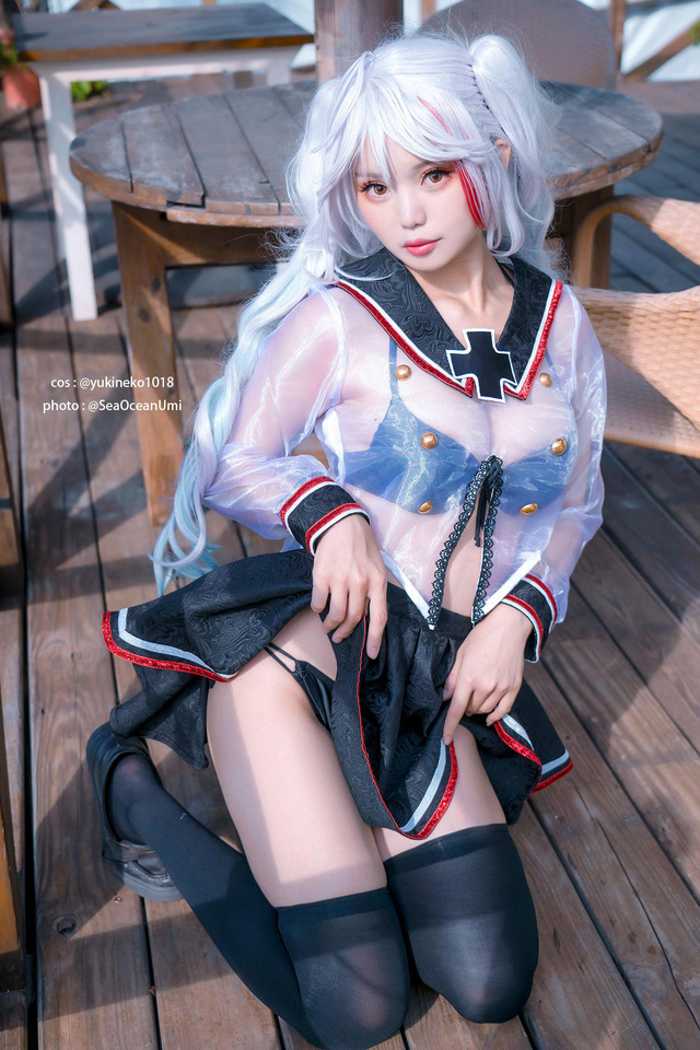 女 coser 在《碧蓝航线》 COS 欧根亲王，婀罗多姿俘获男人心-第5张图片