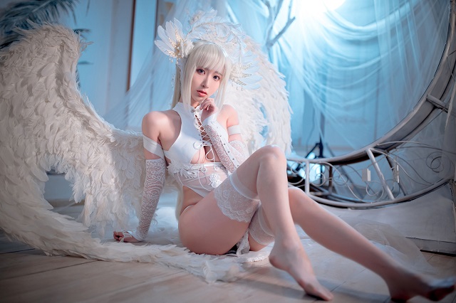 女coser@Kurokawa（黑川）化身“纯洁白色”的Angel-第1张图片