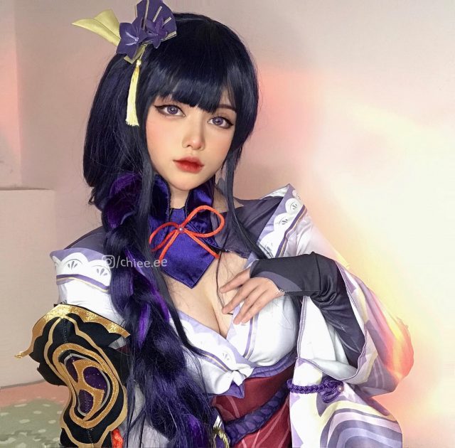 女主播的多种风格cosplay，让游戏社区“眼花缭乱，头晕目眩”-第11张图片