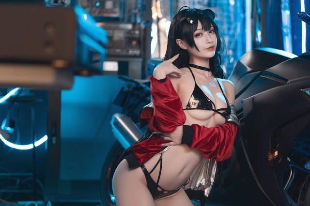 铁板烧鬼舞w cosplay | 铁板烧鬼舞w碧蓝航线·大凤机车cos图集-第4张图片