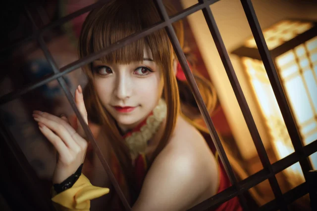 紫颜颜sweet cosplay | 紫颜颜sweet cos《少女前线》DSR50红牡丹-第1张图片