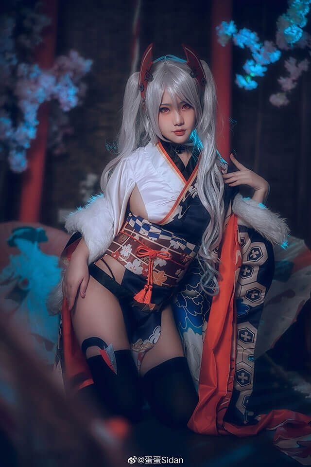 coser@蛋蛋Sidan在《碧蓝航线》变身性感迷人的欧根亲王-第5张图片