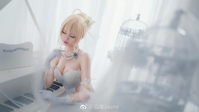 coser@淼唯Jaune在《Fate》化身婚纱版的“Saber Alter”阿尔托利亚-第3张图片