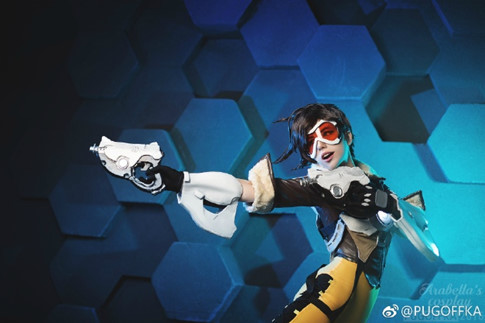 coser@PUGOFFKA在《守望先锋》化身迷人的“猎空者”Tracer-第1张图片