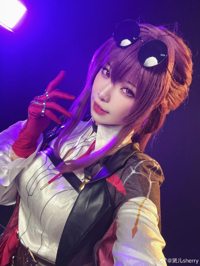 [崩坏：星穹铁道]贤儿sherry cos卡芙卡，魔法女王炫酷cosplay大放光彩插图2