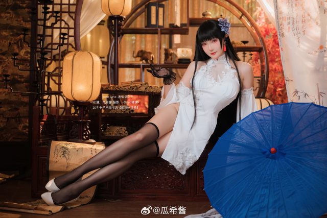 瓜希酱cos《碧蓝航线》逸仙，展现美轮美奂的性感魅力！插图