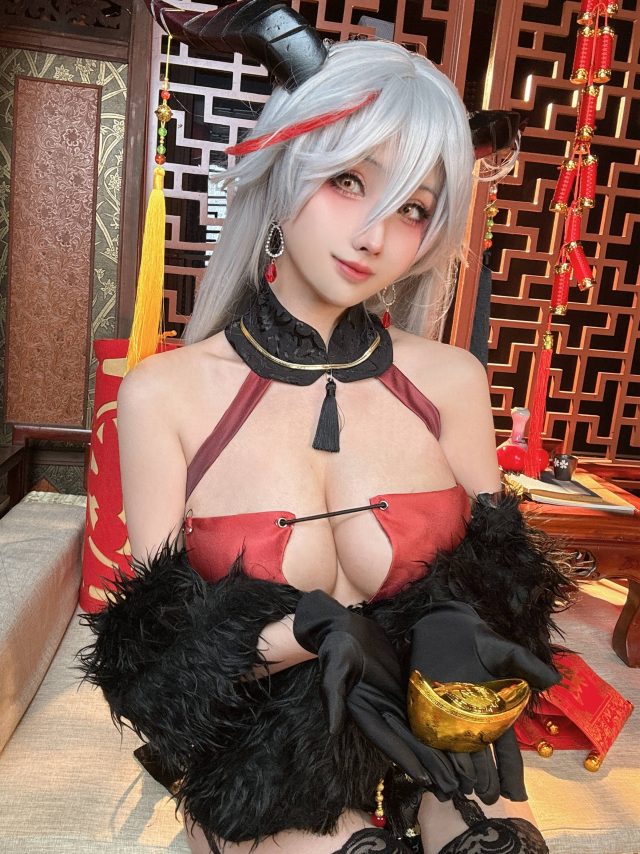 龙年龙图：coser Rioko凉凉子以华美之姿迎接龙年新春-第6张图片