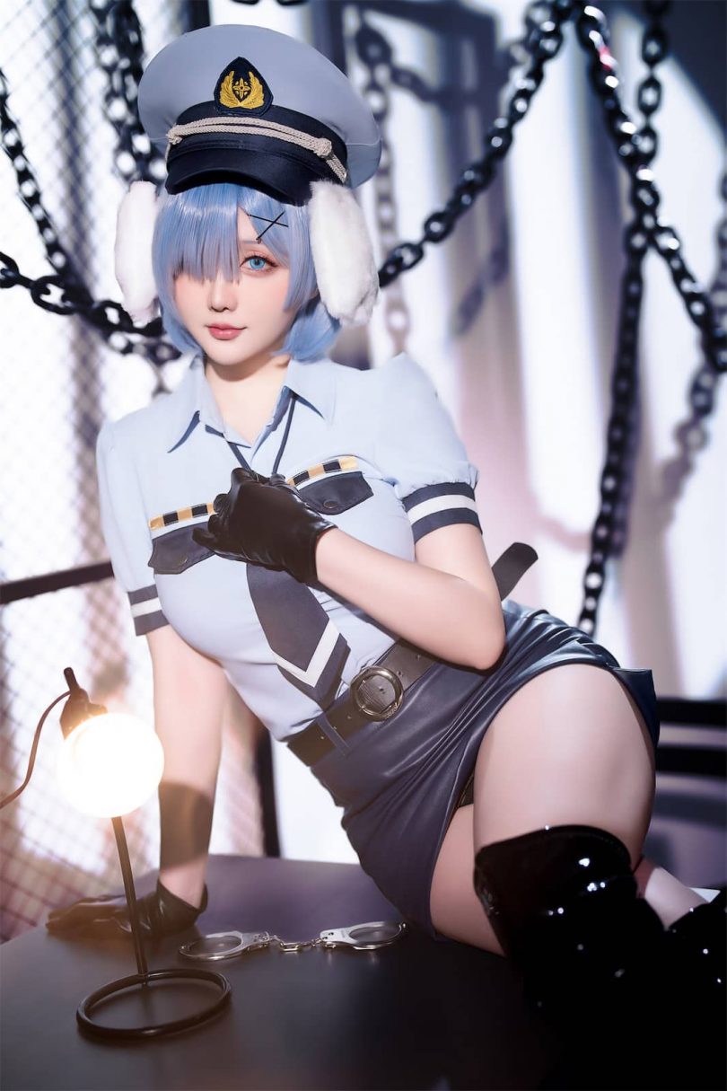 蕾姆的新姿态：探秘星之迟迟的狗耳警官COSPLAY风采-第2张图片