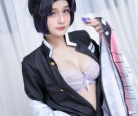 coser@Azami演绎《鬼灭之刃》中的蝴蝶忍Shinobu，性感美丽