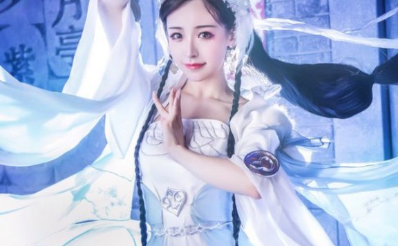 coser@紫颜颜sweet在《楚留香传奇》化身美丽迷人的苏蓉蓉