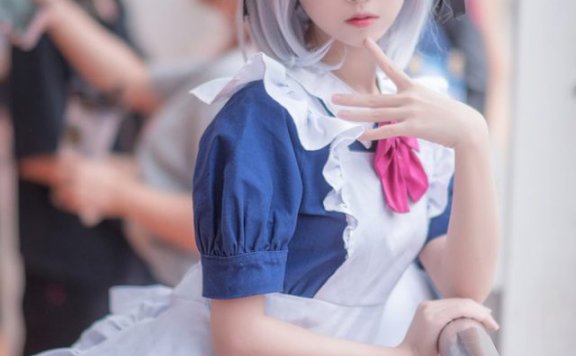 coser@鳗鱼霏儿在《约会大作战》中化身“女仆版”鸢一折纸