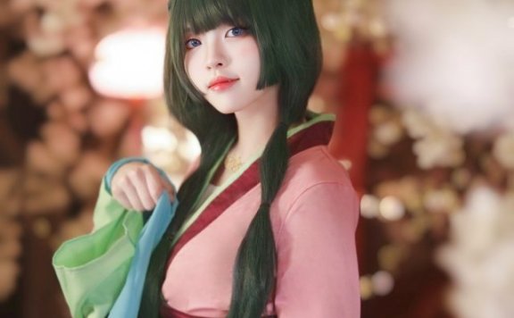 幻彩绽放：coser Noey_Pejrapon完美演绎药屋少女“猫猫”